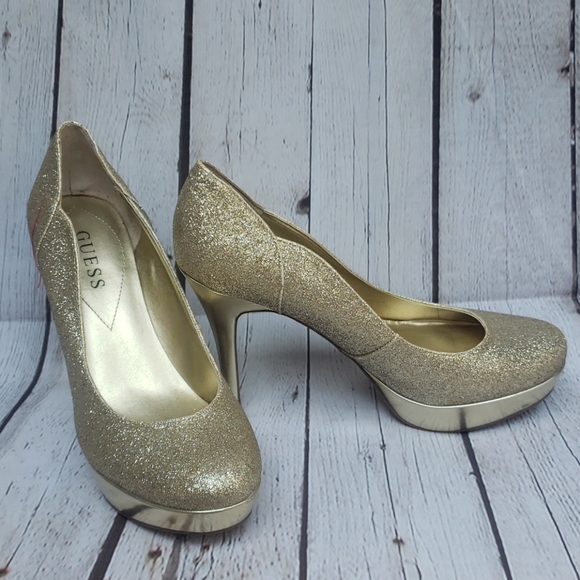 ❤5for25 Guess gold sparkly heels - Picture 1 of 2
